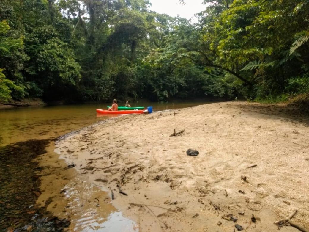 Suites Proximo Ao Rio Jaguareguava Em Bertioga Bagian luar foto