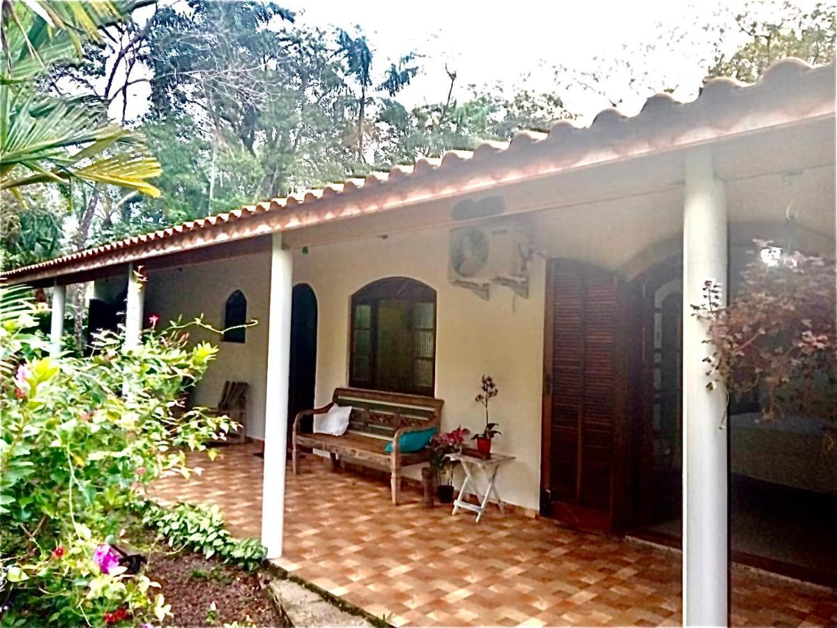 Suites Proximo Ao Rio Jaguareguava Em Bertioga Bagian luar foto